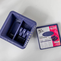 Mont Marte Twin Compartment Brushwasher Bucket- alt image 1