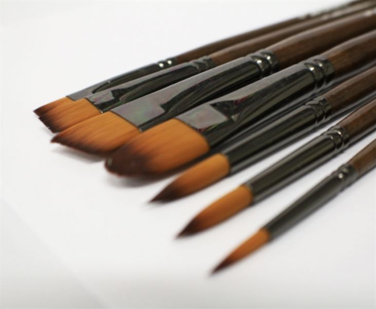 Mont Marte Paint Brush Set - Acrylic Brushes In Wooden Box 7pc- alt image 3